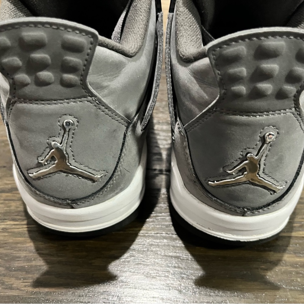 Jordan 4 Cool Grey - Picture 7 of 11